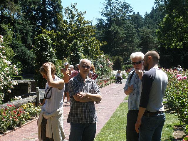 P6301308.JPG - Robin, me, Larry, Brian at the Rose Garden