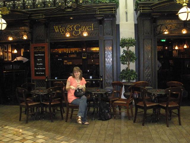 P2090137.JPG - Petra waiting at the pub in the ship, waiting to go ashore