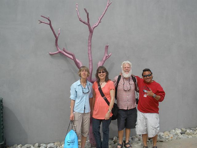 P2090154.JPG - Some guy in Cabo that posed with us