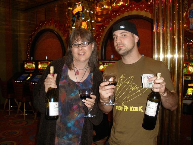 P2120486.JPG - Petra and Jared each holding their wine