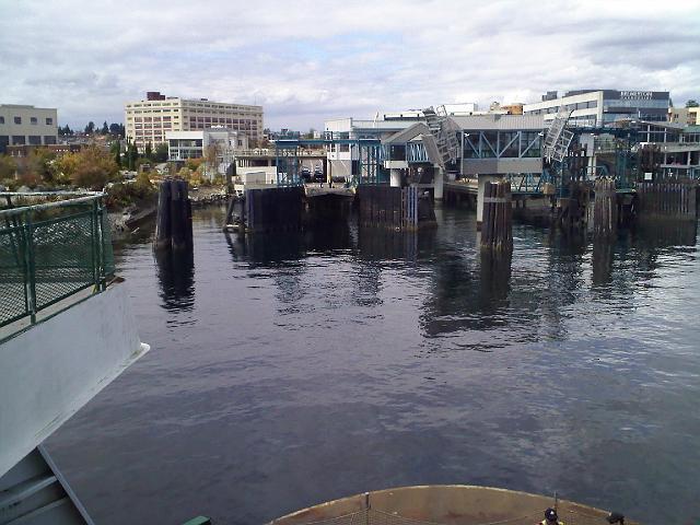 0901001425.jpg - Arriving in Bremerton