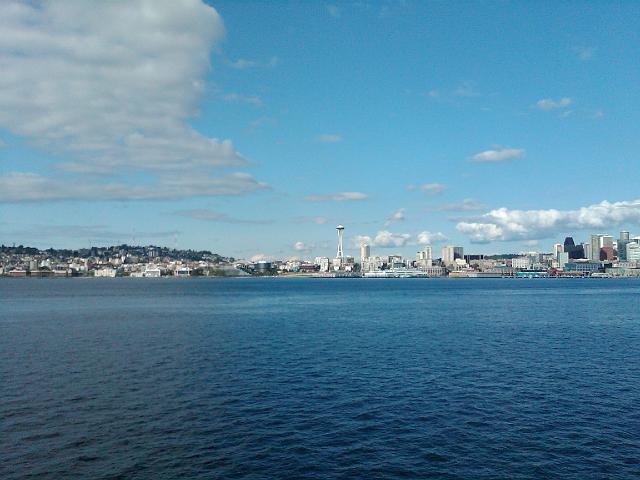 IMG00222-20100901-1702.jpg - Seattle from the ferry