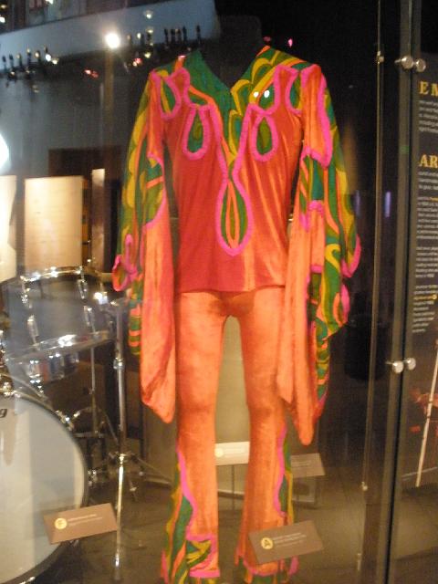 P9020232.JPG - Jimi Hendrix outfit at the EMP