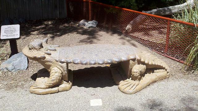 2011-04-26_12-59-24_132.jpg - Bench at the zoo