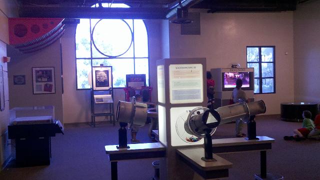 2011-04-29_17-35-11_933.jpg - Balboa Park - Science Museum