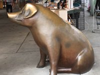 A pig statue