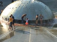 Petra B touching the International Fountain