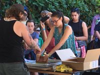 Bumbershoot Day 3 - Josephine and Petra B try screen printing